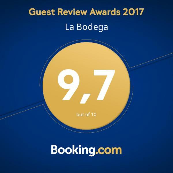 Гостевой дом La Bodega Лос-Льянильос Экстерьер фото